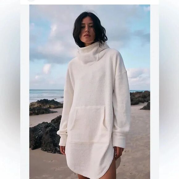 INTIMATELY free people small beach oversized hoodie cream - Picture 2 of 14